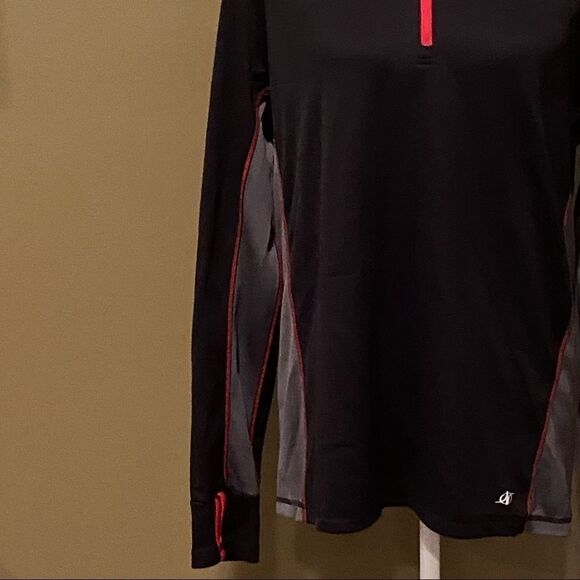 Nordic Track Black/Red/Grey Pullover Sz Medium - Picture 3 of 11